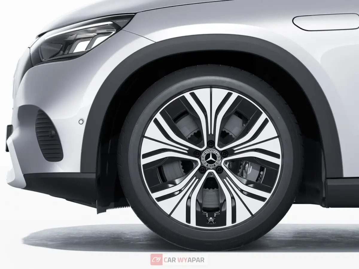 Mercedes-Benz EQE Top Feature